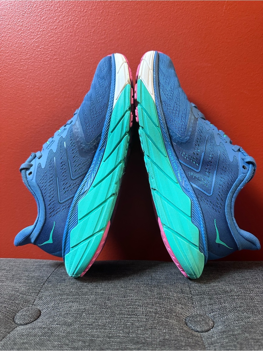HOKA One One Arahi 5 Blue Size Women’s 6.5 - Picture 4 of 10